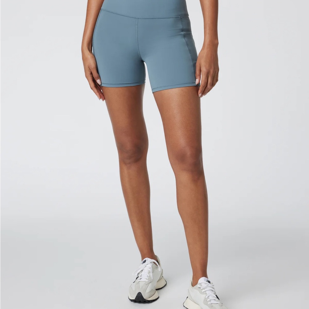 Vuori Women's Slate Blue Bike Shorts